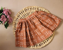 Load image into Gallery viewer, Brown Tribal print skirt
